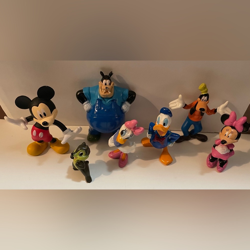 Disney Figures- Mickey Mouse - Goofy - collectible Figures